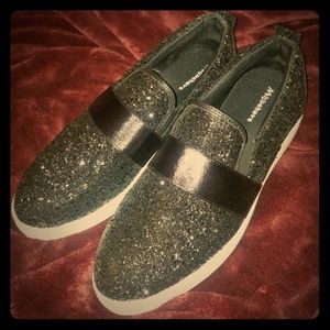 Black glitter slip on canvas shoes